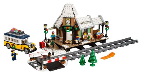 Winter Village Station 10259 | Creator Expert | Buy online at the ...