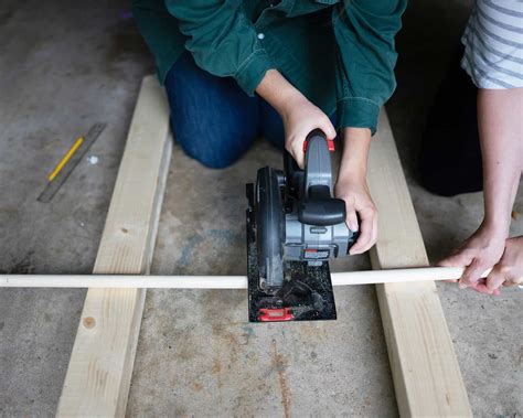 DIY Hanging Ladder | Godwin's Got It