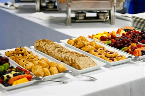 continental breakfast ideas for a crowd - Google Search Hotel Breakfast Buffet, Breakfast Party ...