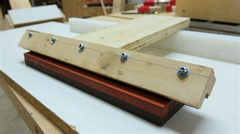 How To Make A Planer Blade Sharpening Jig - IBUILDIT.CA