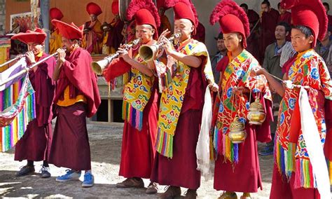 List of Top 9 Must Visit Dances of Ladakh by swantour.com