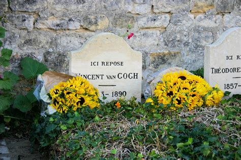 Grave of Vincent van Gogh - Sur les pas de Vincent van Gogh