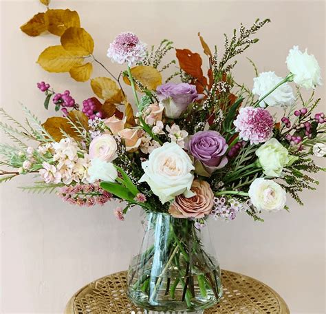 12 Best Florists for Flower Delivery in Miami - Petal Republic