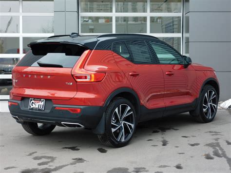 New 2019 Volvo XC40 R-Design Sport Utility #1V9255 | Ken Garff Automotive Group