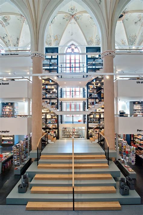 A 15th-Century Cathedral Transforms into a Modern Bookstore — Colossal