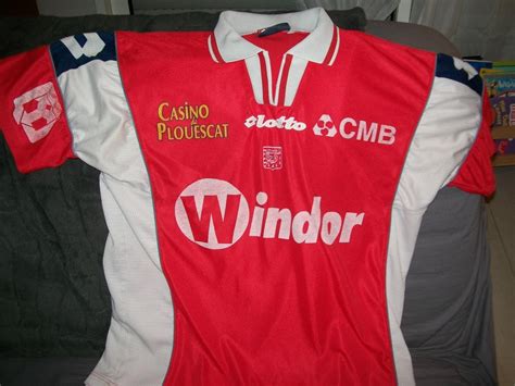 Stade Brestois 2000-01 Home Kit