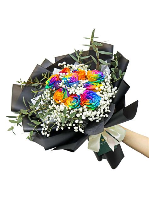 Rainbow Rose Bouquet | Flowers and Kisses