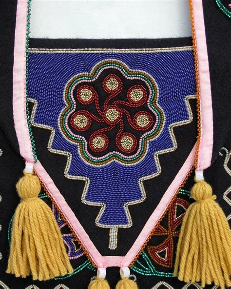 Martha Berry: Cherokee Beadwork Artist | Bead work, Cherokee art ...