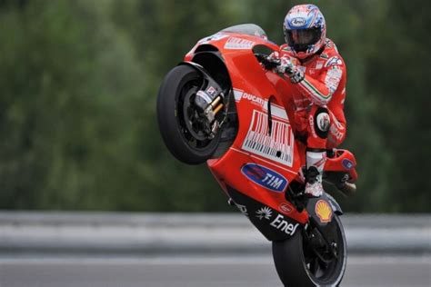 7: Longest Wheelie on a Motorcycle - 10 Motorcycle World Records | HowStuffWorks