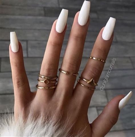 80+ Trendy White Acrylic Nails Designs Ideas To Try - Page 31 of 82 - Fashionsum