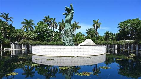 25 Famous Landmarks in Miami, Florida, to Visit