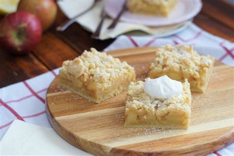 Apfelmuskuchen mit Streusel vom Blech - Hier duftet die ganze Wohnung ...