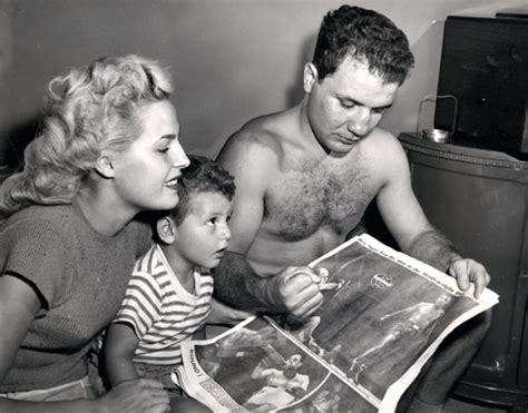 LAMOTTA, JAKE & FAMILY WIRE PHOTO (1949) – JO Sports Inc.