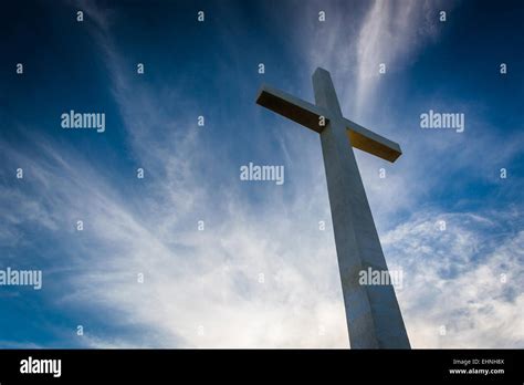 Cross at Mount Rubidoux Park, in Riverside, California Stock Photo - Alamy