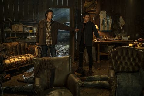 Supernatural Season 15 Episode 14 Photos: Preview of "Last Holiday"