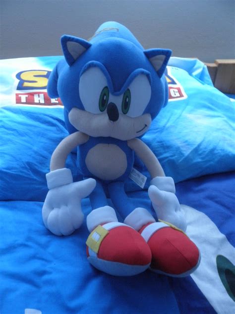 Big Sonic plush by Niko-the-Hedgehog on DeviantArt