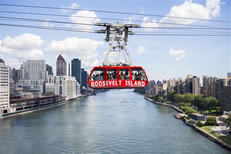 Roosevelt Island Tram | This aerial tram connects Roosevelt … | Flickr