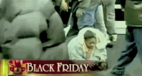 An Ode to Black Friday: The Big Deals, the Shopping Dangers and the Ultimate Disaster | E! News