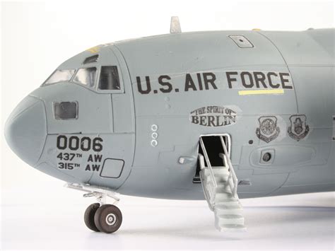 Revell C 17 Globemaster Model Kit | Images and Photos finder