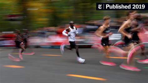 Opinion | How Did Eliud Kipchoge Break the Marathon Record So Soon? - The New York Times