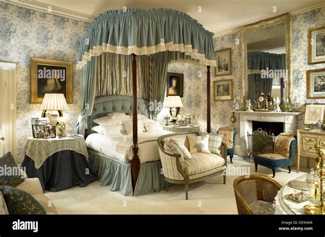 grand manor house master bedroom Stock Photo - Alamy