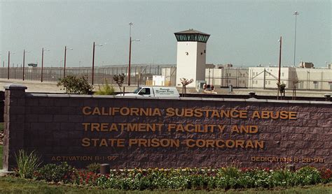 Corcoran Inmates Sue After Maggots, Mice Fall Into Prison Dining Hall | KTLA