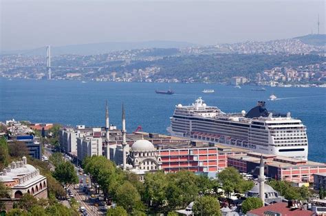 Istanbul Private Transfer from City Hotels to Cruise port 2024