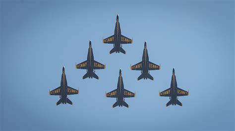 Blue Angels, Thunderbirds pay tribute to first responders in NYC flyover