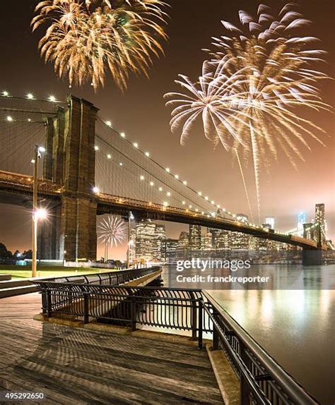 8,077 New York City Fireworks Stock Photos, High-Res Pictures, and Images - Getty Images