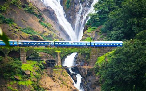 18 Most Beautiful Train Journeys in India