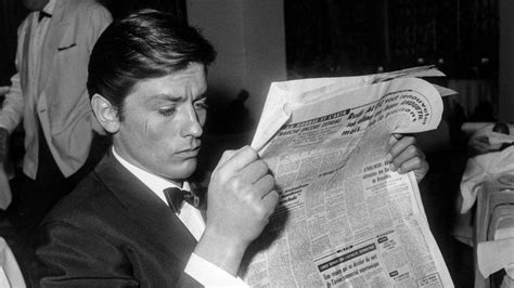 Alain Delon: Tragic finale as film great's family is torn apart - BBC News