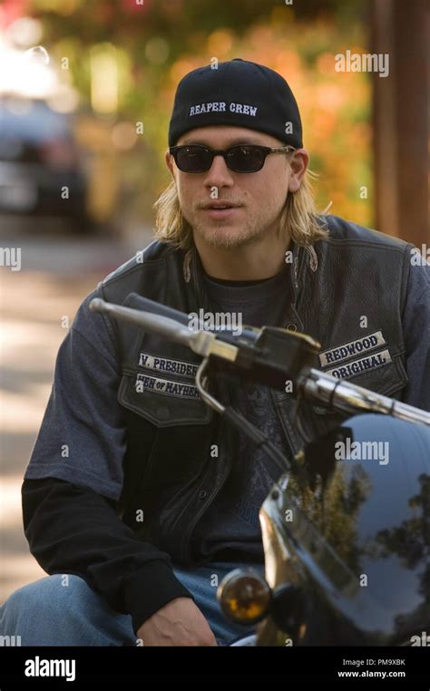 SONS OF ANARCHY: Charlie Hunnam on SONS OF ANARCHY Photo Credit ...