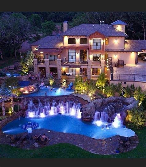 Luxury House with Pool and Waterfall