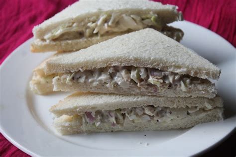 Chicken Mayonnaise Sandwich Recipe - Chicken Mayo Sandwich Recipe ...