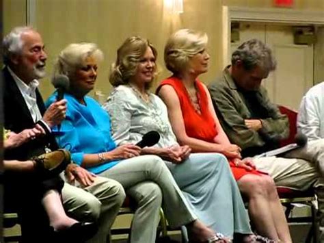 Dark Shadows Cast Reunion at The Dark Shadows Festival 8-20-11 - YouTube