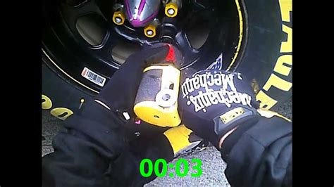 How Do Nascar Pit Crew Change Tires So Fast - ZionkruwWashington