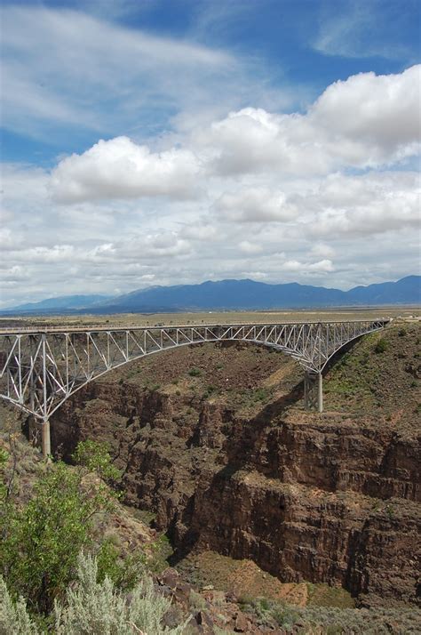 Rio Grande Bridge | Spans the Rio Grande Gorge 650 feet abov… | Flickr