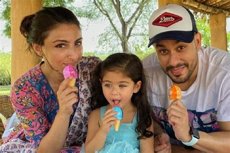 Happy Birthday, Soha Ali Khan: A Look at Her Adorable Pics with Family - News18