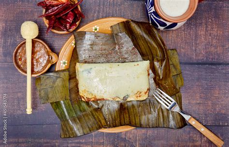 Comida típica mexicana, Tamales veracruzanos o jarochos, preparados con ...