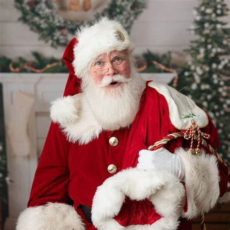 Is Santa Claus Coming to Town? Maybe Not. Blame the Labor Shortage. - WSJ