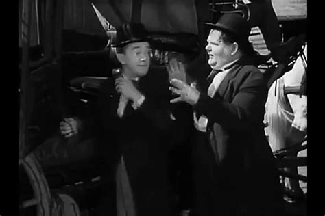 Laurel and Hardy dancing (ORIGINAL) - video Dailymotion