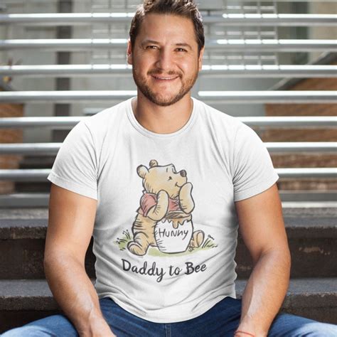 Winnie the Pooh Baby Shower | Daddy to Bee T-Shirt | Zazzle | Baby ...