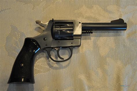 H&R Model 929, .22 Caliber Revolver**MINT condi... for sale