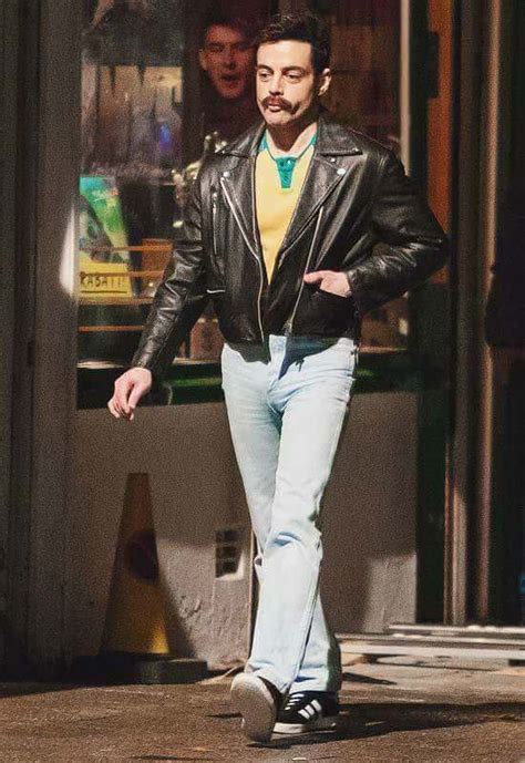 New picture of Rami Malek as Freddy Mercury in the upcoming film 'Bohemian Rhapsody (2018)' http ...