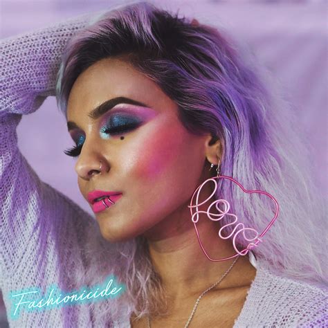 MAKEUP || An Ode to Synthwave - Fashionicide // Fashion, Makeup and Beauty - with a difference