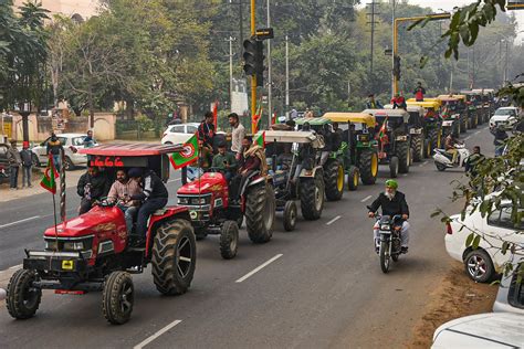 kisan andolan even after not getting delhi police approval for tractor ...