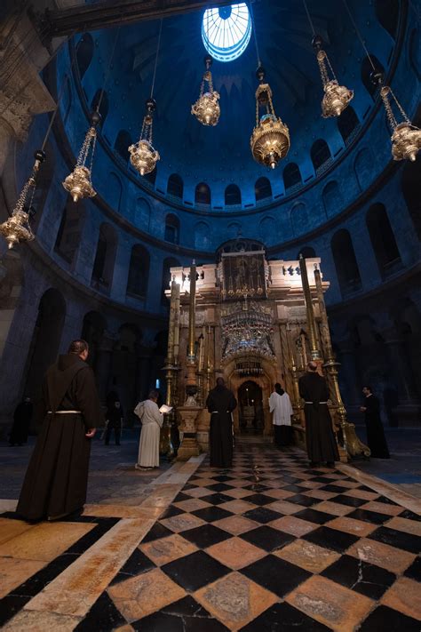 The Basilica of the Holy Sepulchre in the times of Covid-19 | Custodia Terrae Sanctae