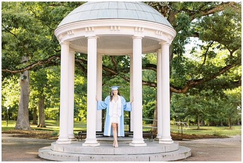 UNC Chapel Hill Grad Photos | Raleigh Senior Photographer