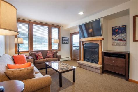 Remodeled Zephyr Mountain Lodge condo with upgraded furnishings and ...