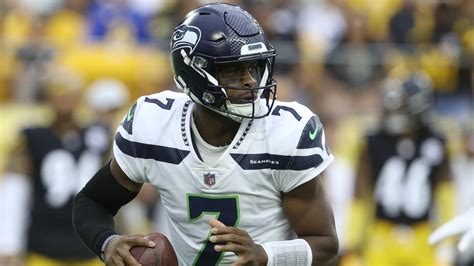 Cardinals vs. Seahawks prediction, odds, spread, line: 2022 NFL picks, Week 9 best bets from ...